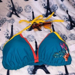NWT TROPICAL FLAMINGO BIKINI TOP 🏝